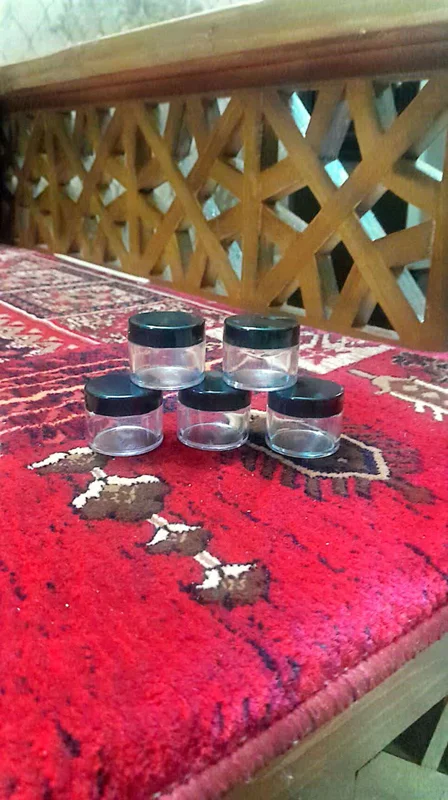 قوطی کرم کریستال درب مشکی 10 گرمی ( 50 عددی )