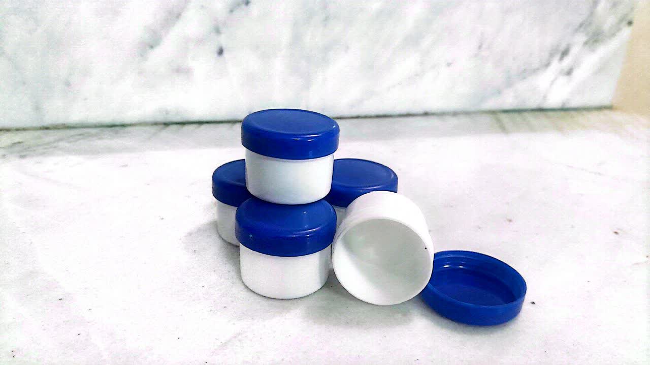 قوطی کرم 20 گرمی درب آبی ( 5 عددی )